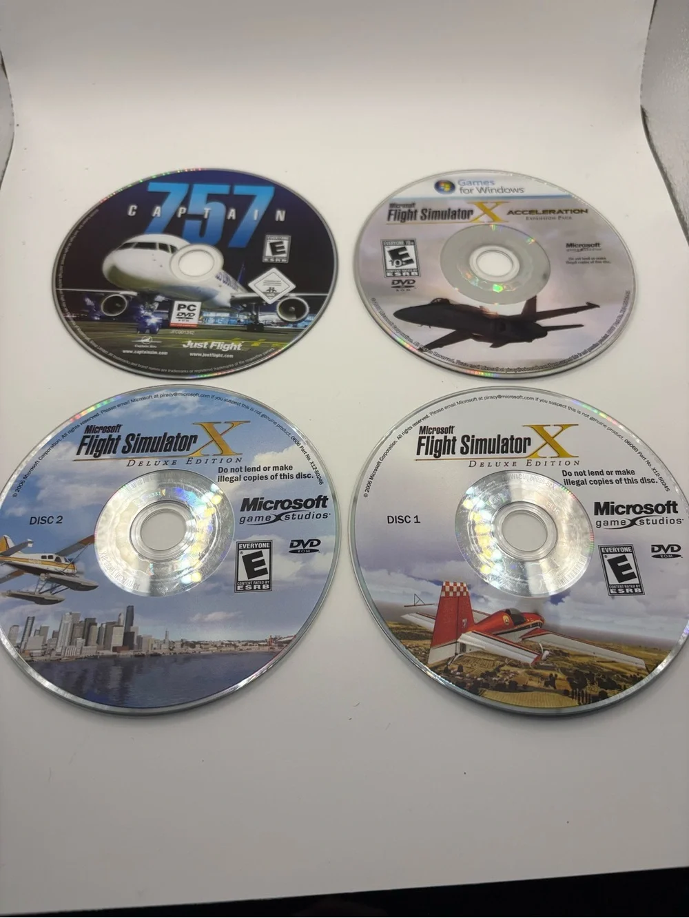 Microsoft Flight Simulator X Gold Edition PC DVD Complete FSX Deluxe + Accelerat